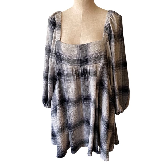 URBAN OUTFITTERS UO Lachlan Flannel Smocked Mini Dress - Picture 4 of 13